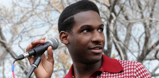 Leon Bridges Starts North American Tour in the Middle of October 2015